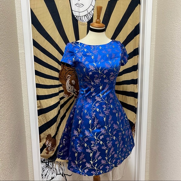 🌈 Amazing Japanese inspired dress - Picture 4 of 12